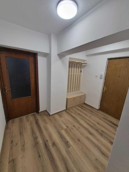 Apartament cu 2 camere decomandat în Popoveni