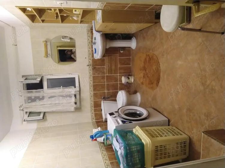 Casă cu 6 camere în Pucioasa