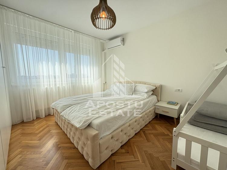 Apartament cu 3 camere decomandat, mobilat în Take Ionescu