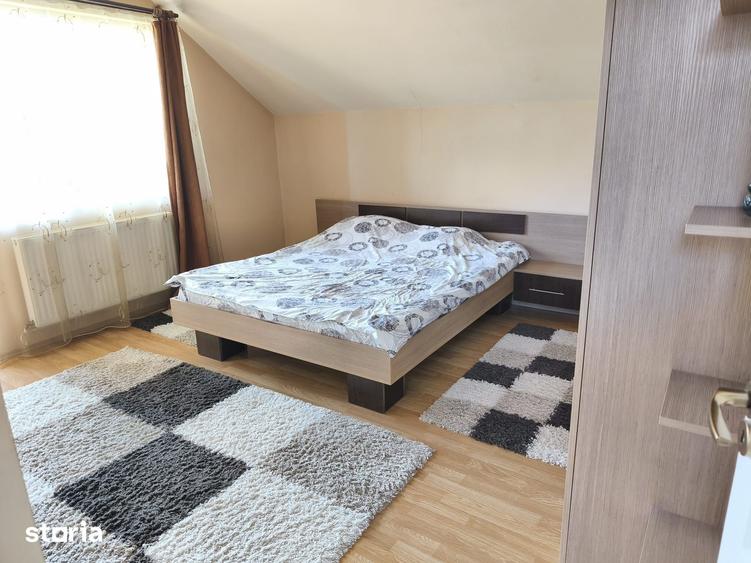 Casă cu 3 camere cu Teren 400 Mp în Acățari