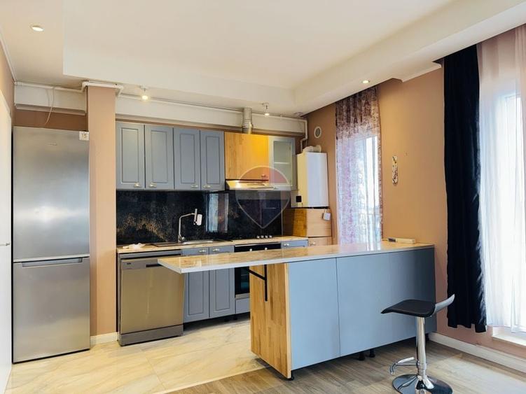Apartament cu 3 camere decomandat, mobilat în Ștefăneștii de Jos