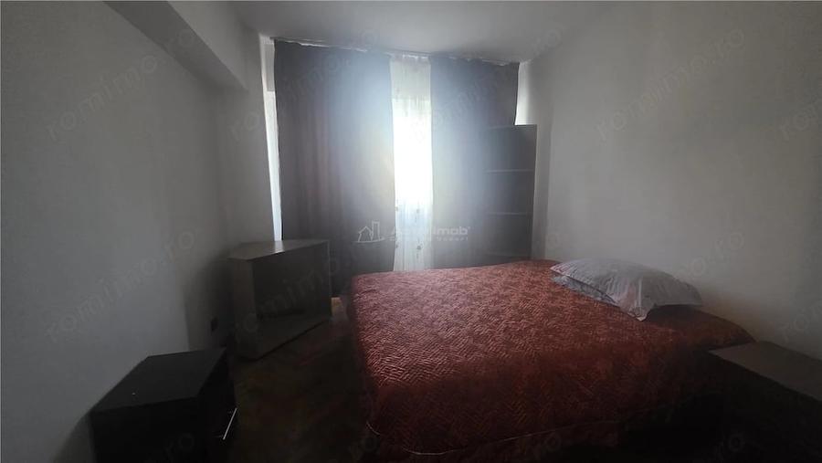 Apartament cu 2 camere decomandat în Calea București