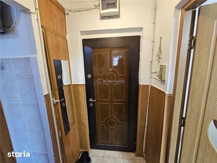 Garsonieră decomandată în Calea Caransebeșului