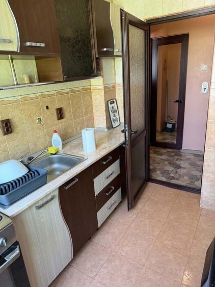 Apartament cu 2 camere semidecomandat în Exterior Vest