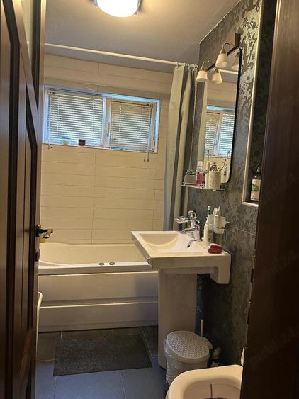 Apartament cu 3 camere decomandat, mobilat în Iosefin