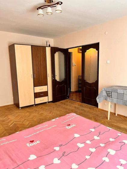 Apartament mare cu o camera,etaj 1,zona Moara de Foc - 10
