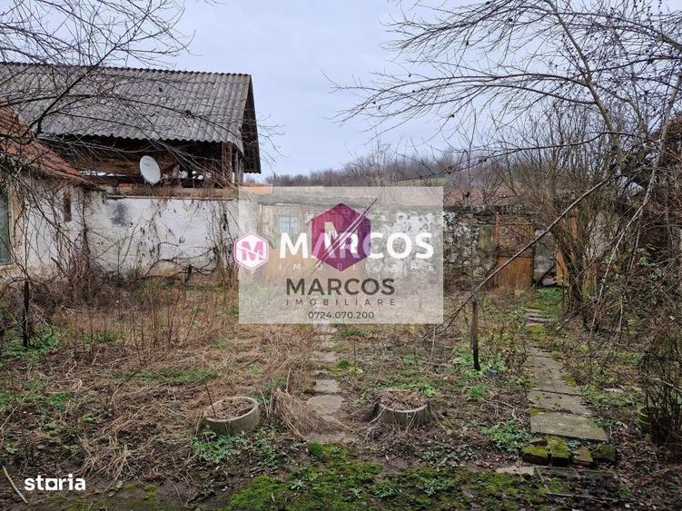 Casă cu 3 camere cu Teren 1000 Mp în Goruia