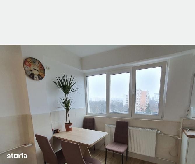 Garsonieră în Titan