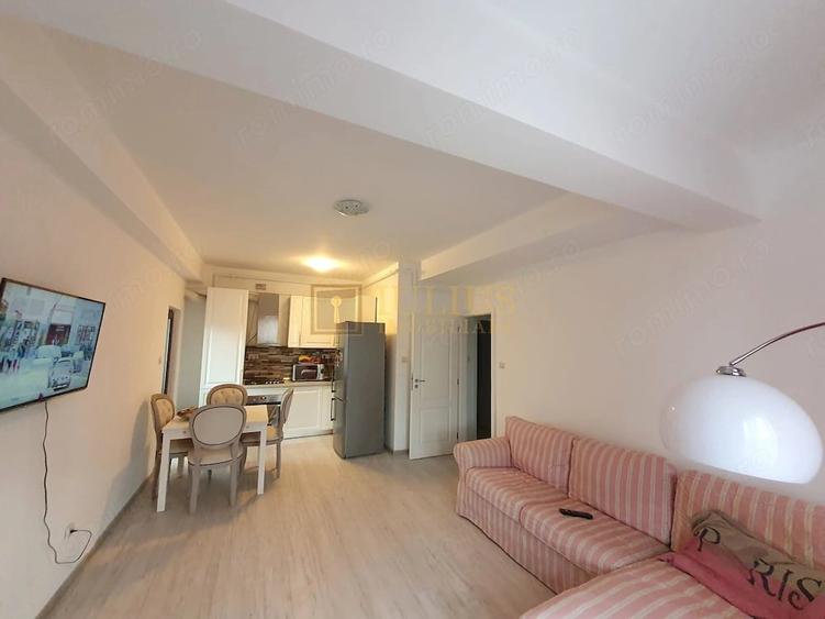 Apartament cu 2 camere decomandat în Lunei