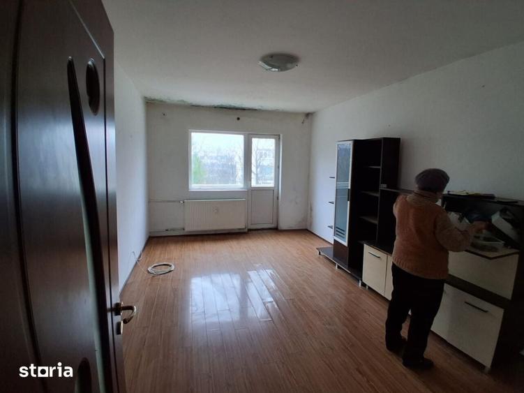 Apartament cu 3 camere decomandat în Nord