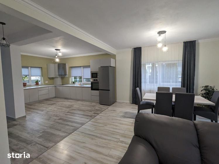 Casă cu 4 camere cu Teren 300 Mp în Central