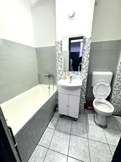 Apartament cu 2 camere decomandat în Circumvalațiunii