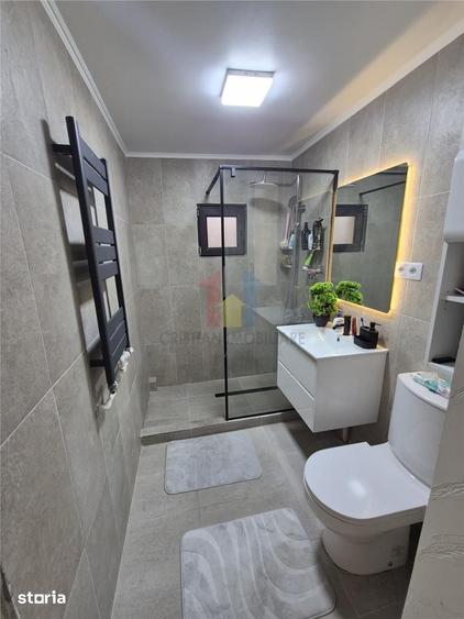Apartament cu 3 camere în Calarași 4