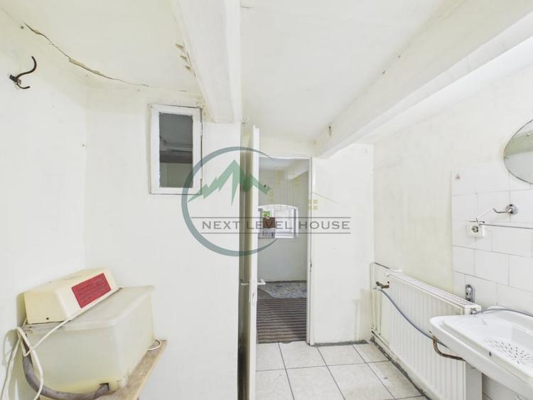 Casă individuală cu 7 camere cu Canalizare în Prejmer