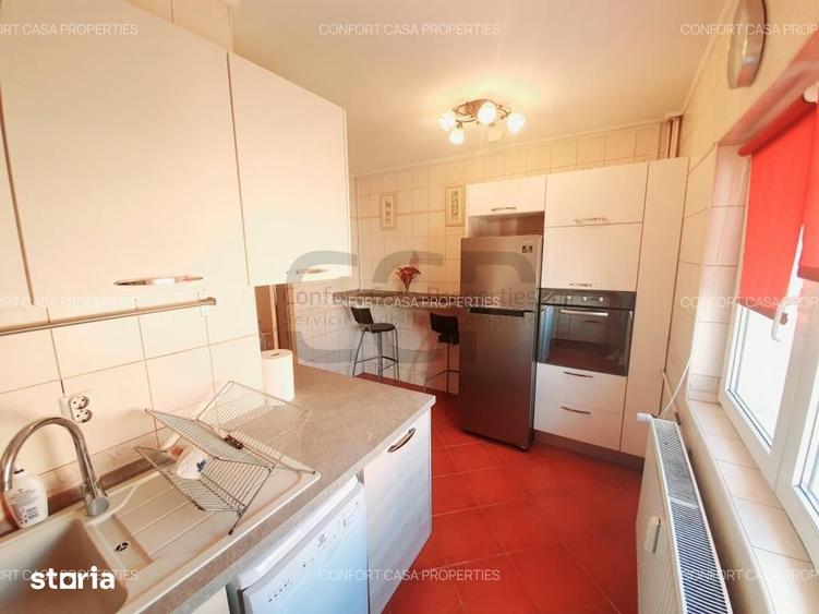 Apartament cu 3 camere decomandat, mobilat în Nerva Traian