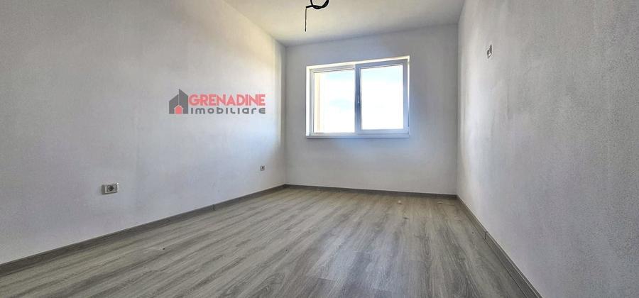 Apartament cu 3 camere decomandat în Sânpetru