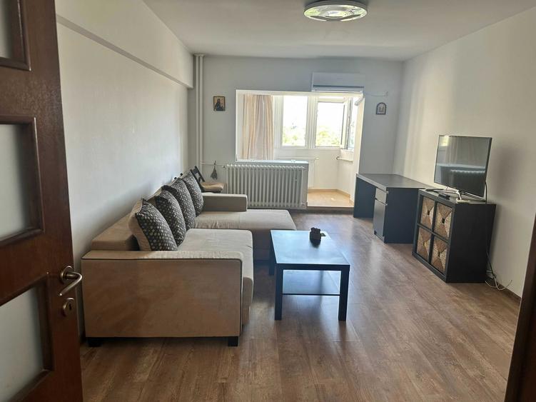 Apartament cu 2 camere, mobilat în Unirii