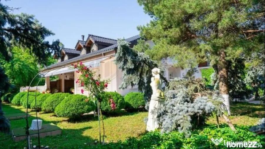 Casă cu 1 camere cu Teren 2800 Mp în Ferme