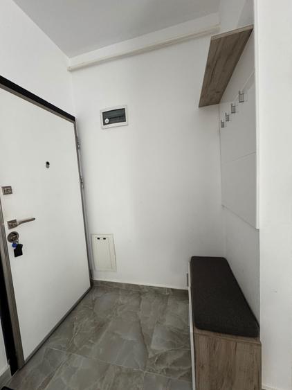 Apartament cu 2 camere semidecomandat în Giroc