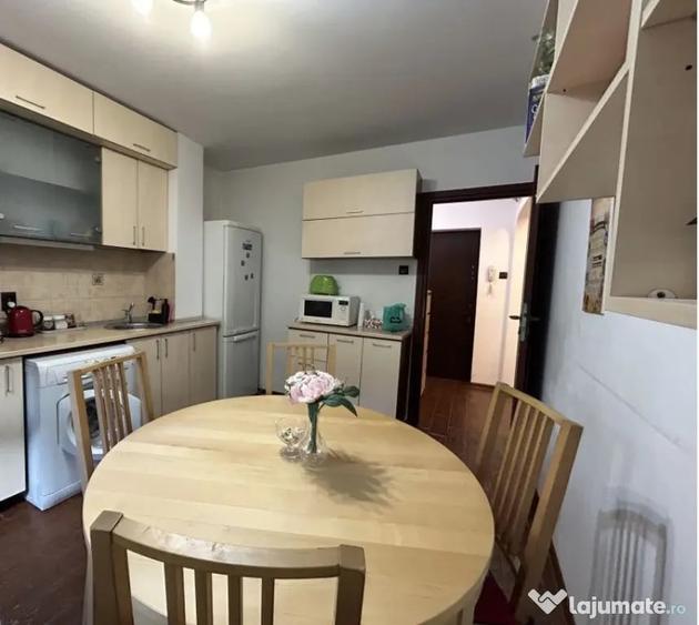 Apartament cu 2 camere decomandat în Tineretului