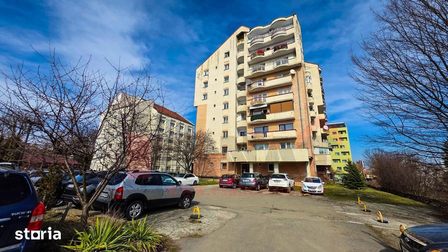 Apartament cu 3 camere în Central