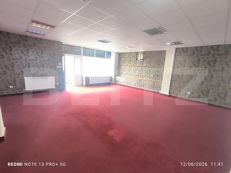 Spațiu comercial, de 70 mp, în Electroprecizia