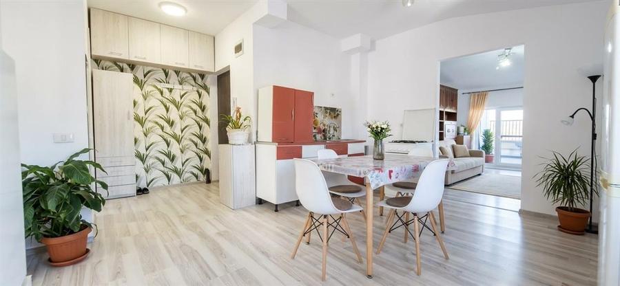 Apartament cu 2 camere decomandat în Calea Aradului