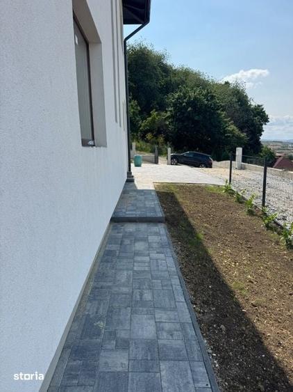 Casă cu 4 camere cu Teren 500 Mp în Zorilor