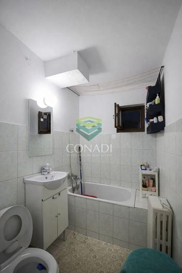 Apartament cu 2 camere semidecomandat, mobilat în Giurgiului