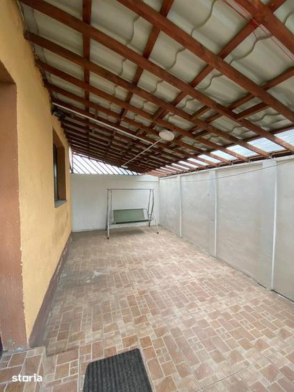 Casă cu 3 camere cu Teren 300 Mp în Vânători