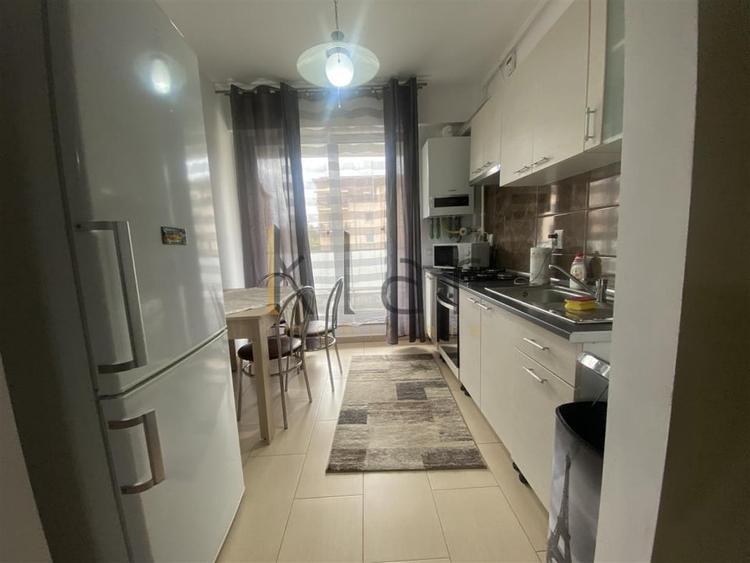 Apartament cu 2 camere semidecomandat în Mărăști