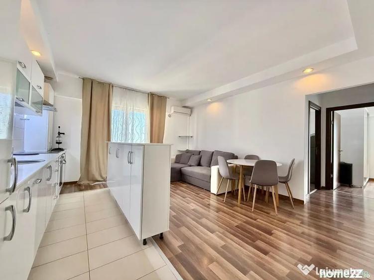 Apartament cu 3 camere semidecomandat în Ștefăneștii de Jos
