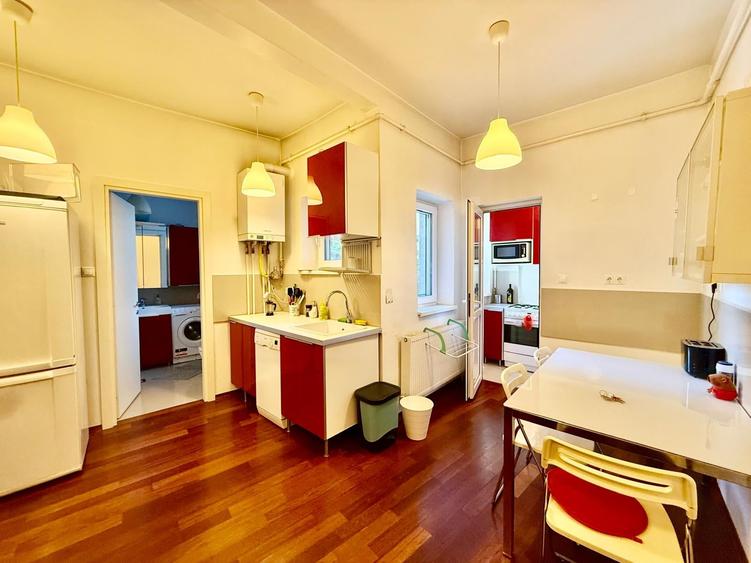 Apartament cu 2 camere decomandat în Dorobanți
