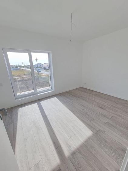 Vila individuala | P+1+M (locuibila) | 220 mp | teren 292 mp - 11