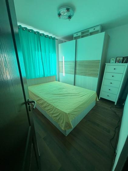 Apartament cu 3 camere decomandat în Exterior Vest