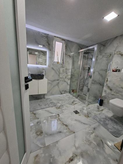 Casă cu Teren 560 Mp în Vânători