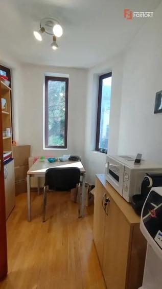 Casă cu 6 camere cu Teren 788 Mp în Bucovina