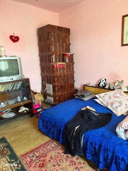 Casă cu 3 camere cu Teren 1600 Mp în Perișor