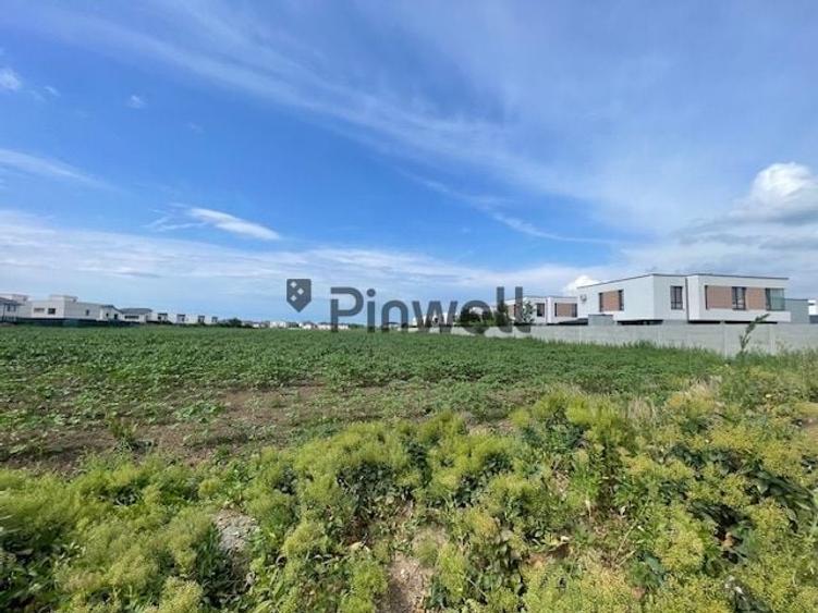 Teren Construcții intravilan de 5850 mp, în Tunari