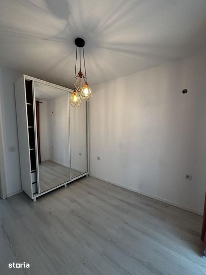 Apartament cu 3 camere decomandat, mobilat în Păcurari