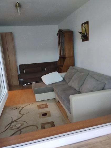 Apartament cu 2 camere decomandat în Exterior Vest