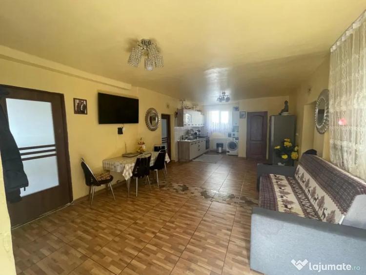 Casă cu 3 camere cu Teren 350 Mp în Ferneziu