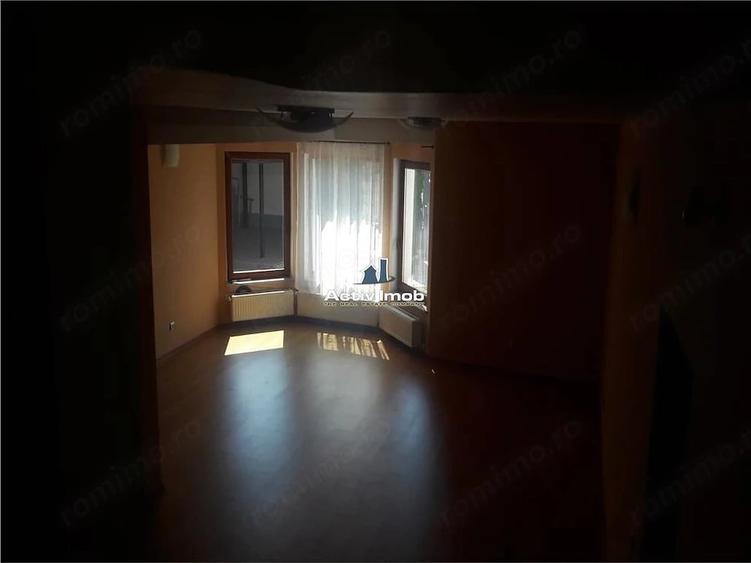 Casă cu 4 camere cu Teren 600 Mp în Sânpetru