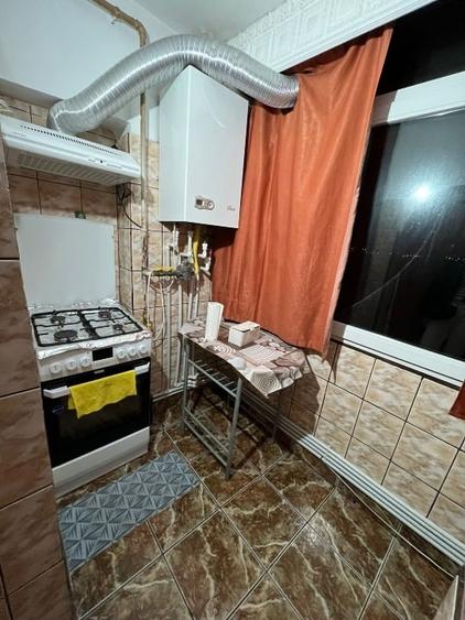 Apartament cu 2 camere decomandat, mobilat în Mărăcineni