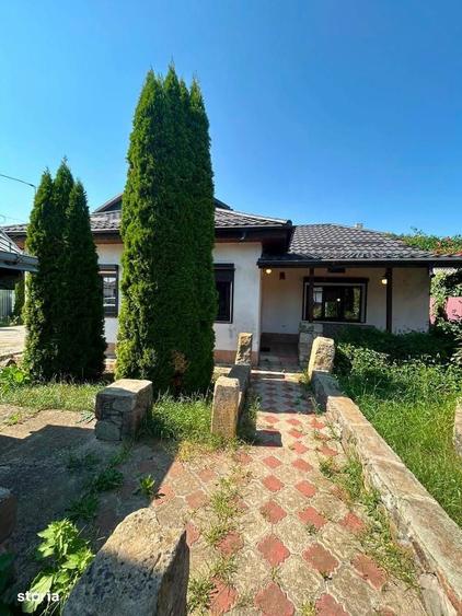 Casă cu 3 camere cu Teren 817 Mp în Central
