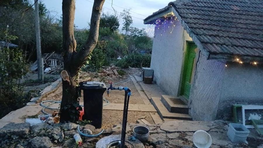Casă cu Teren 2000 Mp în Cerchezu