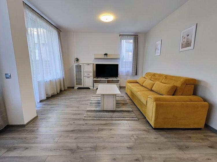 Apartament cu 2 camere decomandat în Dosu Bricii