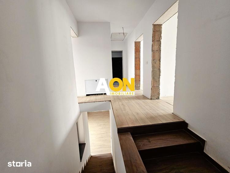 Casă cu 5 camere cu Teren 180 Mp în Micești