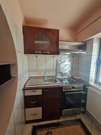 Garsonieră decomandată în Nicolina