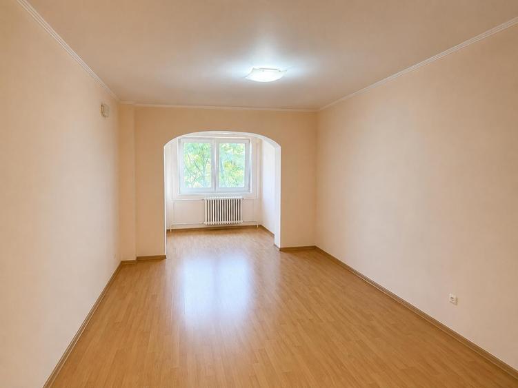 Apartament cu 2 camere decomandat în Arcu